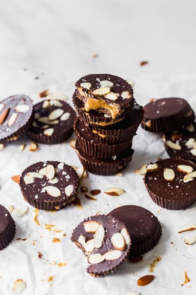 healthy snacky chocolate cups