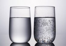 Carbonated Water or Still: Which Is Healthier? Still-or-sparkling-carbonated-water?
