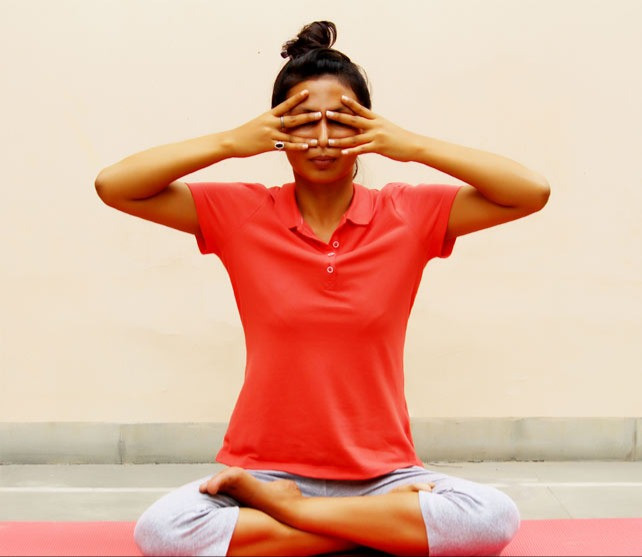 Try These 6 Yoga Poses If You’re Suffering From Headaches