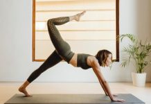 5 Things to Consider Before Attending Your First Vinyasa Yoga Class 5 Things to Consider Before Attending Your First Vinyasa Yoga Class