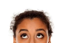 3 Simple Exercises To Optimize Eyes From A Yoga Professional eyes