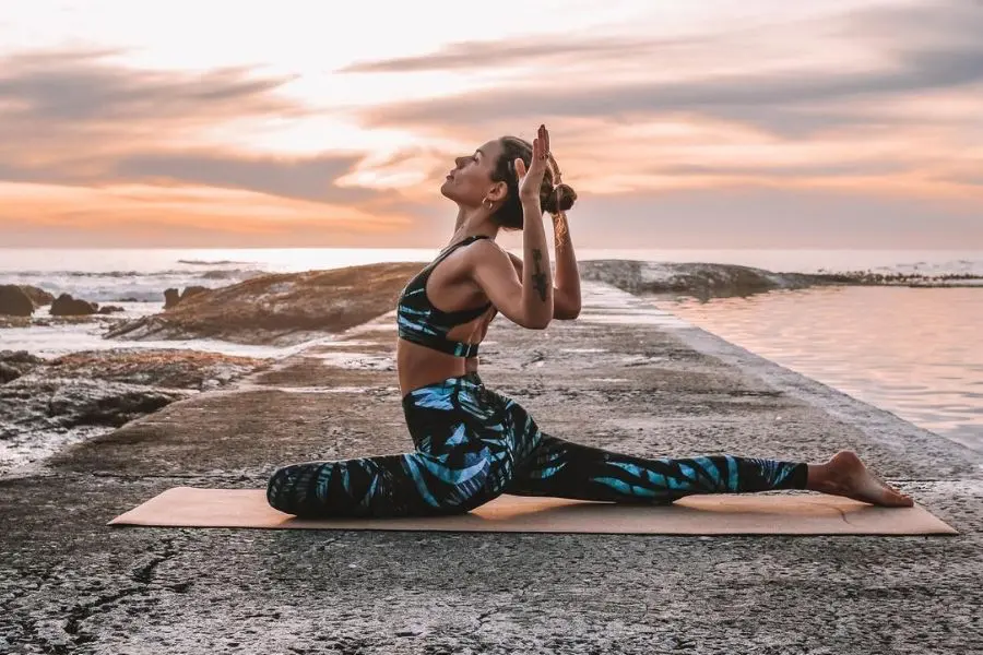 5 easy ways yoga might help you reach your weight loss goals